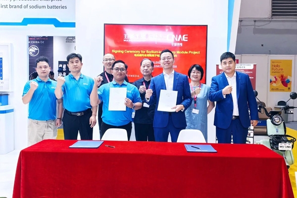 牽手五菱工業、IBAK、印尼淮海！中國鈉電在海外接連簽單