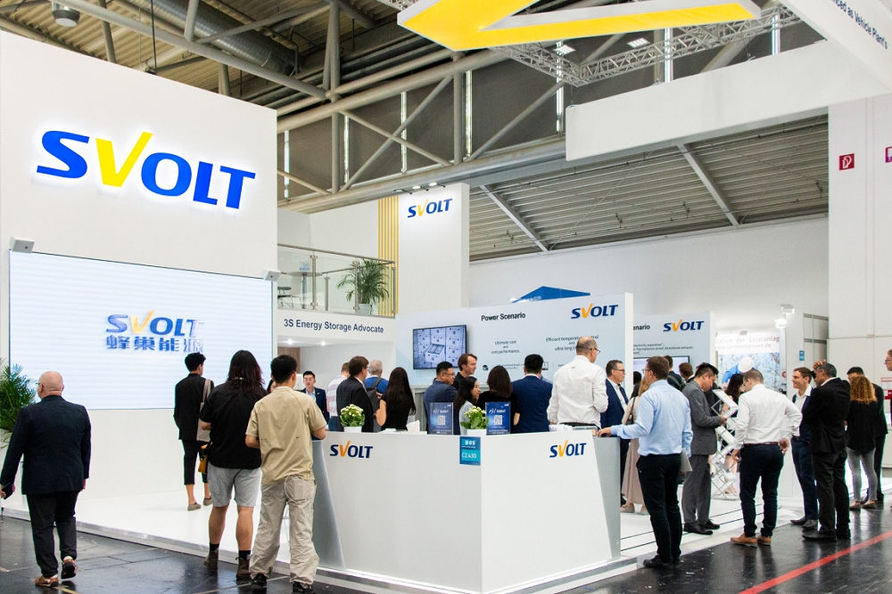 行業(yè)超大容量!蜂巢能源770Ah飛疊短刀儲(chǔ)能電芯歐洲首秀