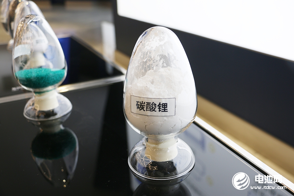 流拍！價格奔向7萬元/噸新關口！鋰鹽企業頻發聲