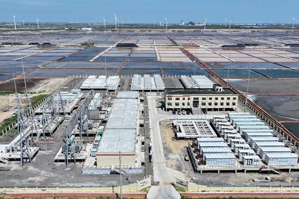 總投資100億元！國(guó)電投吉電風(fēng)光儲(chǔ)多能互補(bǔ)項(xiàng)目更新動(dòng)態(tài)