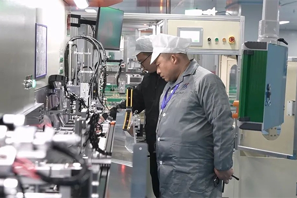 總投資55億！華昊鋰能二期數(shù)智化工廠項目投產(chǎn)