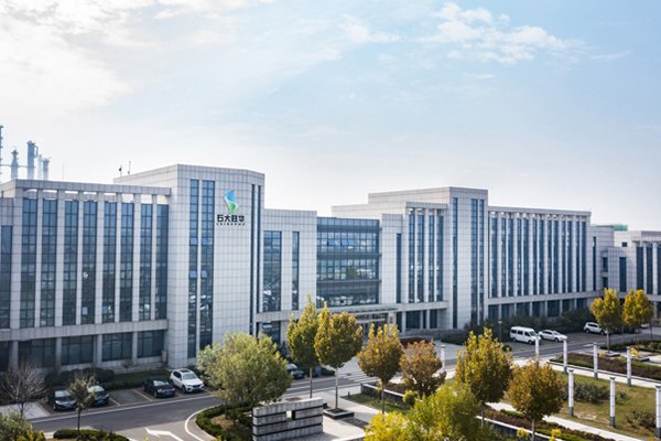 電解液與溶劑業務雙輪驅動 石大勝華全產業鏈布局加速