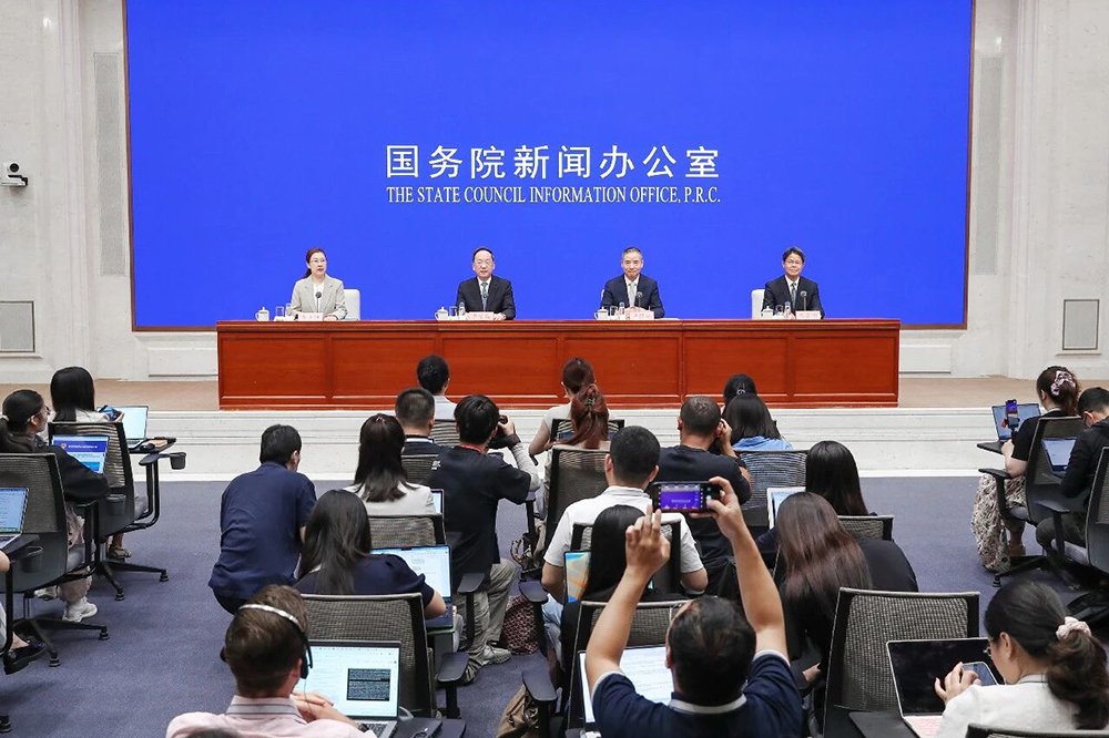 5年翻9倍，全球市場占六成！中國新能源狂飆“成績”揭秘了