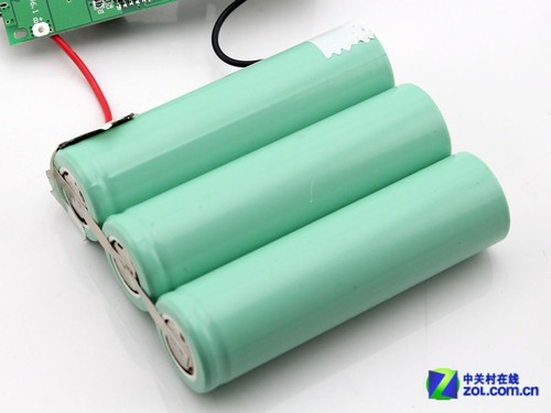 虛標(biāo)容量過(guò)半 85元移動(dòng)電源有啥貓膩 