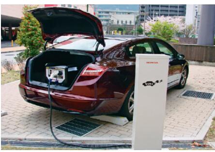 日本推電動車家庭供電系統 實現錯峰用電