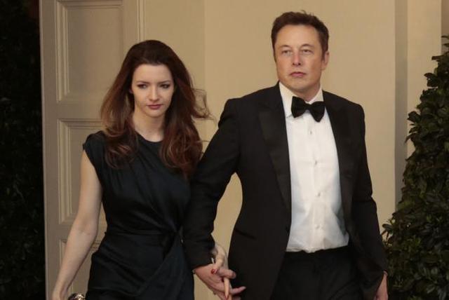 前妻眼中的馬斯克：癡迷！癡迷！癡迷！