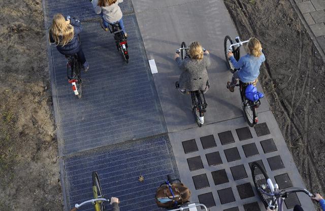 世界上首條太陽能電池板道路表現超預期