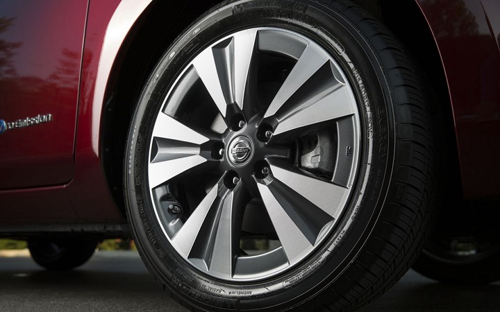 全球賣得最好的電動車 日產LEAF推出新車款電池容量達30kWh