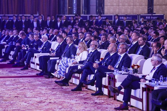 206家全球汽車產(chǎn)業(yè)各領域龍頭企業(yè)CEO及高管出席峰會