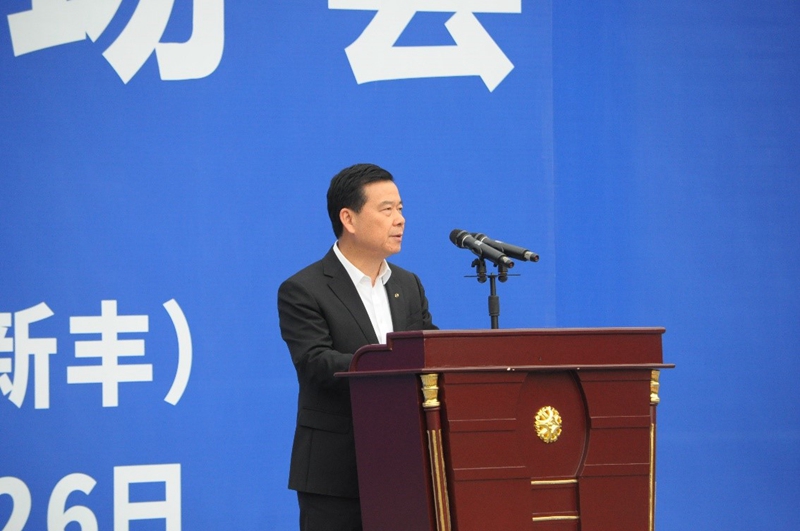 廣汽集團董事長曾慶洪在工作現(xiàn)場會上致辭
