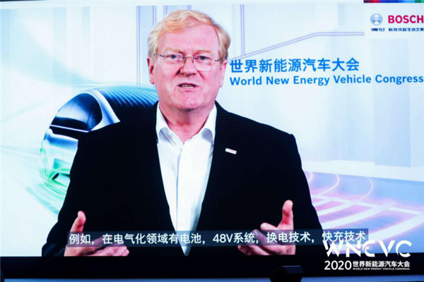 博世集團董事會成員、汽車與智能交通技術業務部門主席Stefan HARTUNG