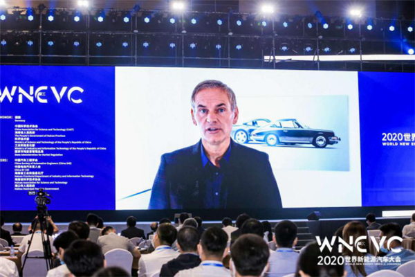 保時捷全球執行董事會主席奧博穆 保時捷全球執行董事會主席奧博穆