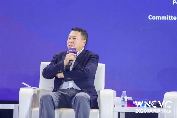 全國政協委員、北京市政協經濟委員會副主任徐和誼 全國政協委員、北京市政協經濟委員會副主任徐和誼