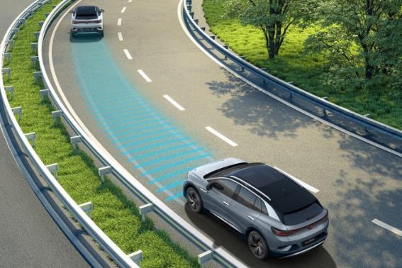 加速電動(dòng)化轉(zhuǎn)型！歐盟正式?jīng)Q定2035年禁售燃油車