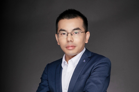 伊維經(jīng)濟研究院吳輝：祝電池新能源產(chǎn)業(yè)鏈企業(yè)都能基業(yè)長青