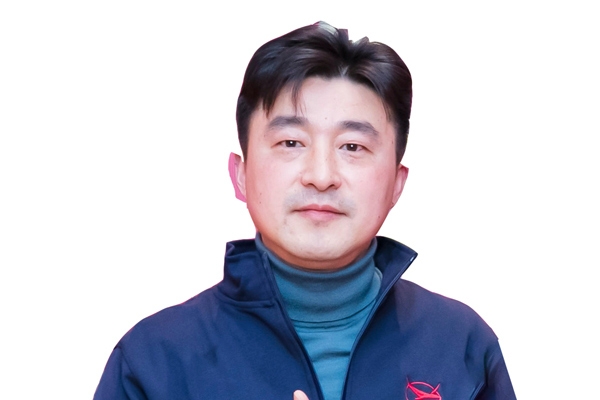 品鷺新材陸華光：愿各位如龍騰飛，事業(yè)步步高升！