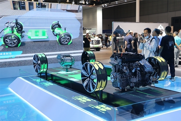 比亞迪/蔚來在列！9個聯(lián)合體進入智能網(wǎng)聯(lián)車準(zhǔn)入和上路通行試點