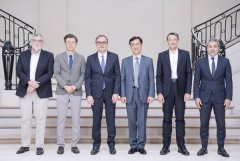 海外磷酸鐵鋰電池起風！國際車企派發39GWh大單