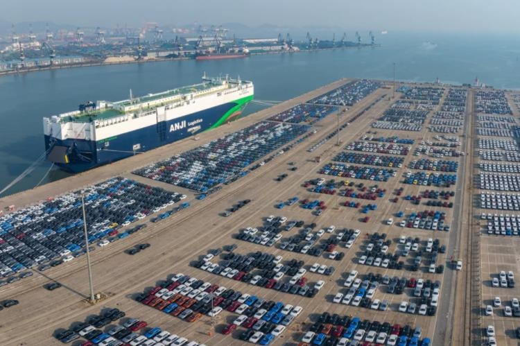 習(xí)主席新年賀詞再次提及新能源汽車，傳遞什么信息？