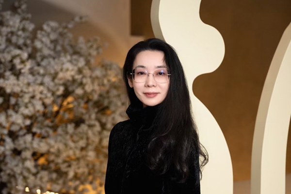 深圳潤海曹延娜：恭祝大家蛇年大吉，業(yè)績長虹！