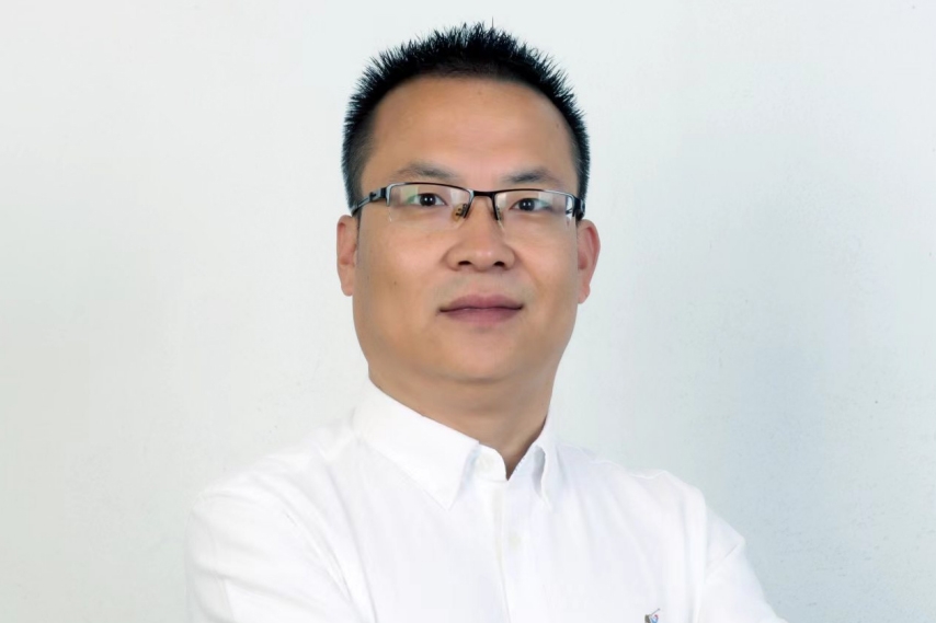 宏氟鋰業(yè)陰兆剛:祝各位同仁蛇年展宏圖,歲歲年年樂有余!