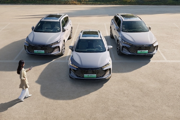 加配不加價(jià)，唐DM-i智駕版帶來(lái)三大進(jìn)化，售價(jià)17.98萬(wàn)元起