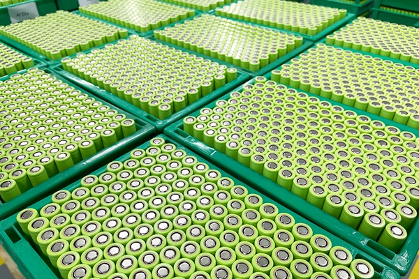 連續(xù)三年突破萬億！工信部發(fā)布鋰電池及關(guān)鍵材料數(shù)據(jù)！