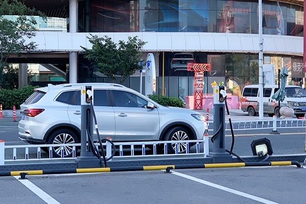 國(guó)家統(tǒng)計(jì)局:2024年末全國(guó)民用新能源車(chē)保有量3140萬(wàn)輛