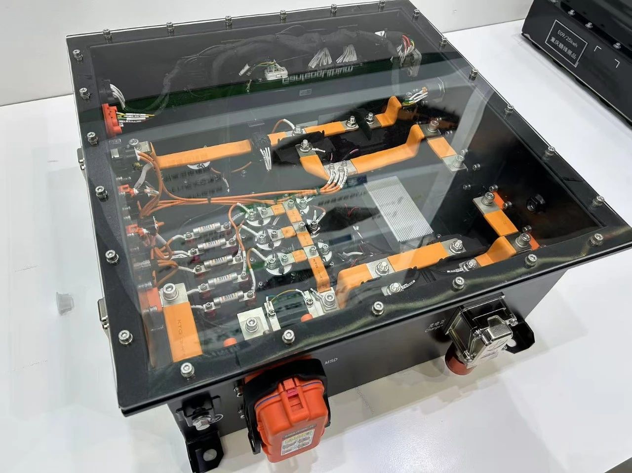 贛鋒鋰業(yè)電池系列產(chǎn)品展示