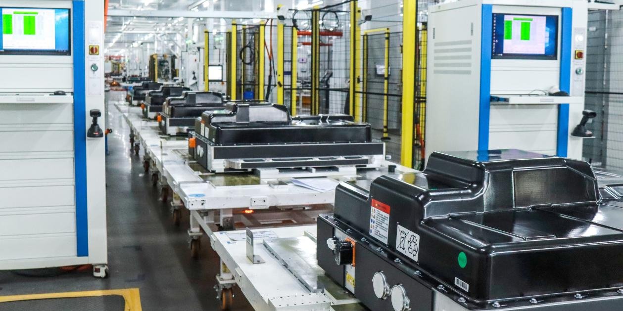 11月動力電池TOP15戰報:6家銷量超平均增速 裝車配套企業減少兩家