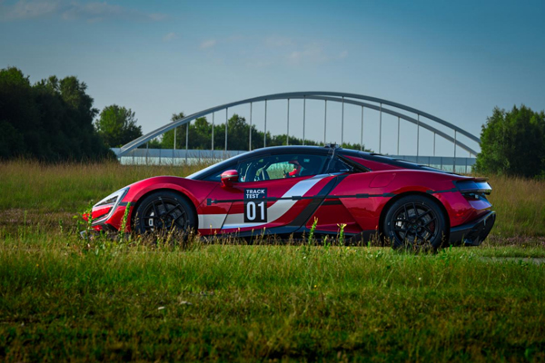 472.41km/h！仰望U9賽道版問鼎全球電車極速紀錄