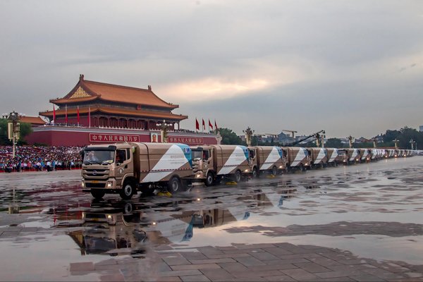 當先鋒，打頭陣！比亞迪純電動環衛車護航九三閱兵