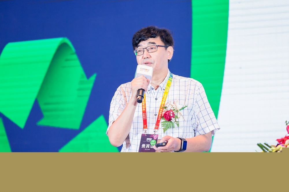 中國工程院院士、加拿大工程院院士、加拿大皇家科學(xué)院院士、南方科技大學(xué)講席教授徐政和 中國工程院院士、加拿大工程院院士、加拿大皇家科學(xué)院院士、南方科技大學(xué)講席教授徐政和