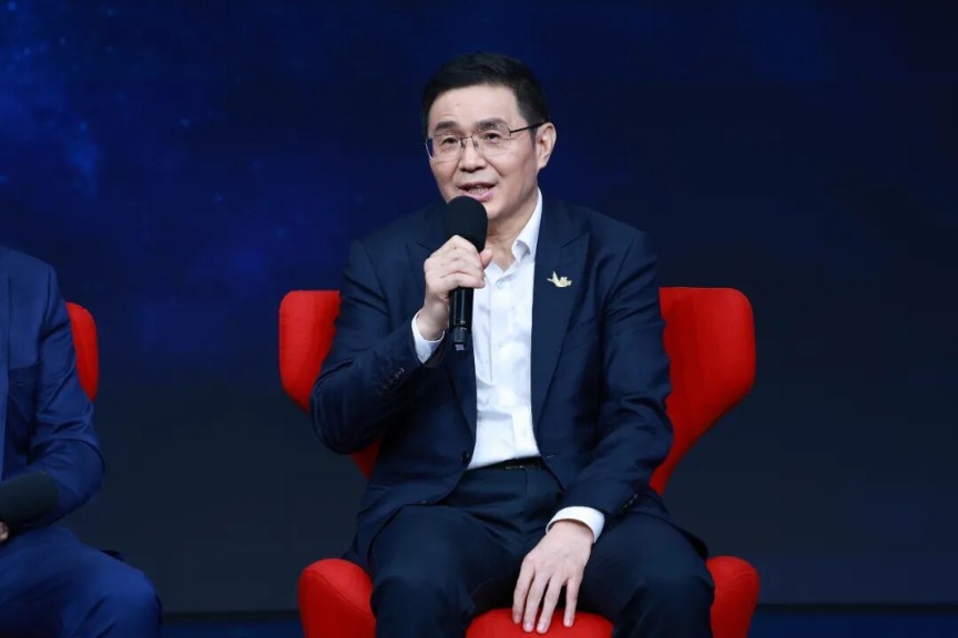 歷史級時刻!萬億級大產業,引爆全球 歷史級時刻!萬億級大產業,引爆全球