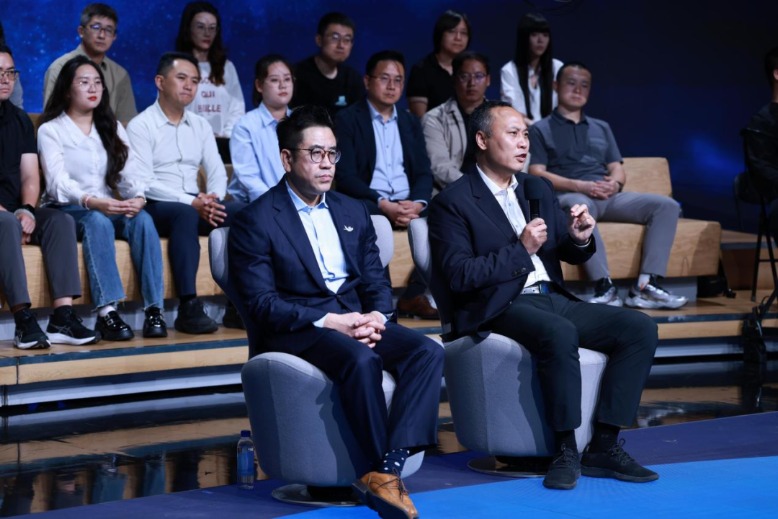 歷史級時刻!萬億級大產業,引爆全球 歷史級時刻!萬億級大產業,引爆全球