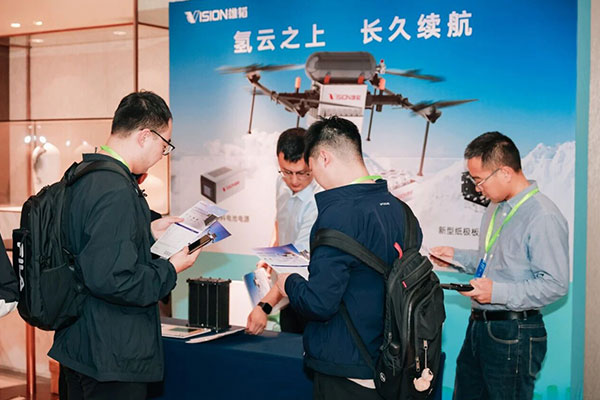 打造無人機新引擎!雄韜股份全新發布氫-鋰-鈉混動系統 打造無人機新引擎!雄韜股份全新發布氫-鋰-鈉混動系統