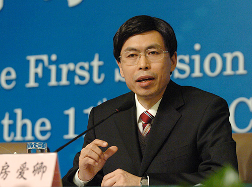 商務(wù)部副部長(zhǎng)房愛卿：2013年智能手機(jī)銷售增長(zhǎng)約70%