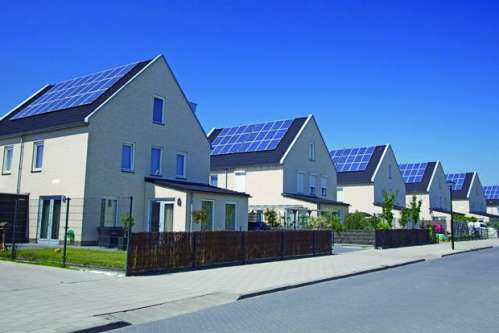 英能源部長：買養(yǎng)老保險(xiǎn)不如安裝太陽能電池