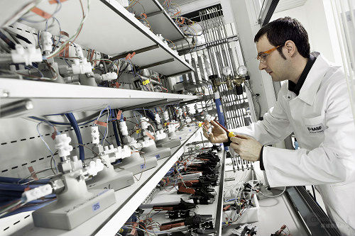 巴斯夫在日本設立電池基地勝算幾何？