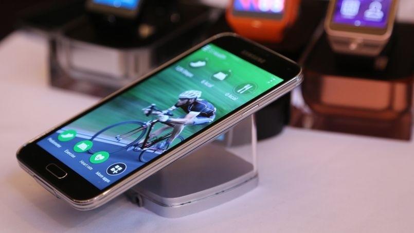 三星GalaxyS5發布 功能繁多或致電池“崩潰” 