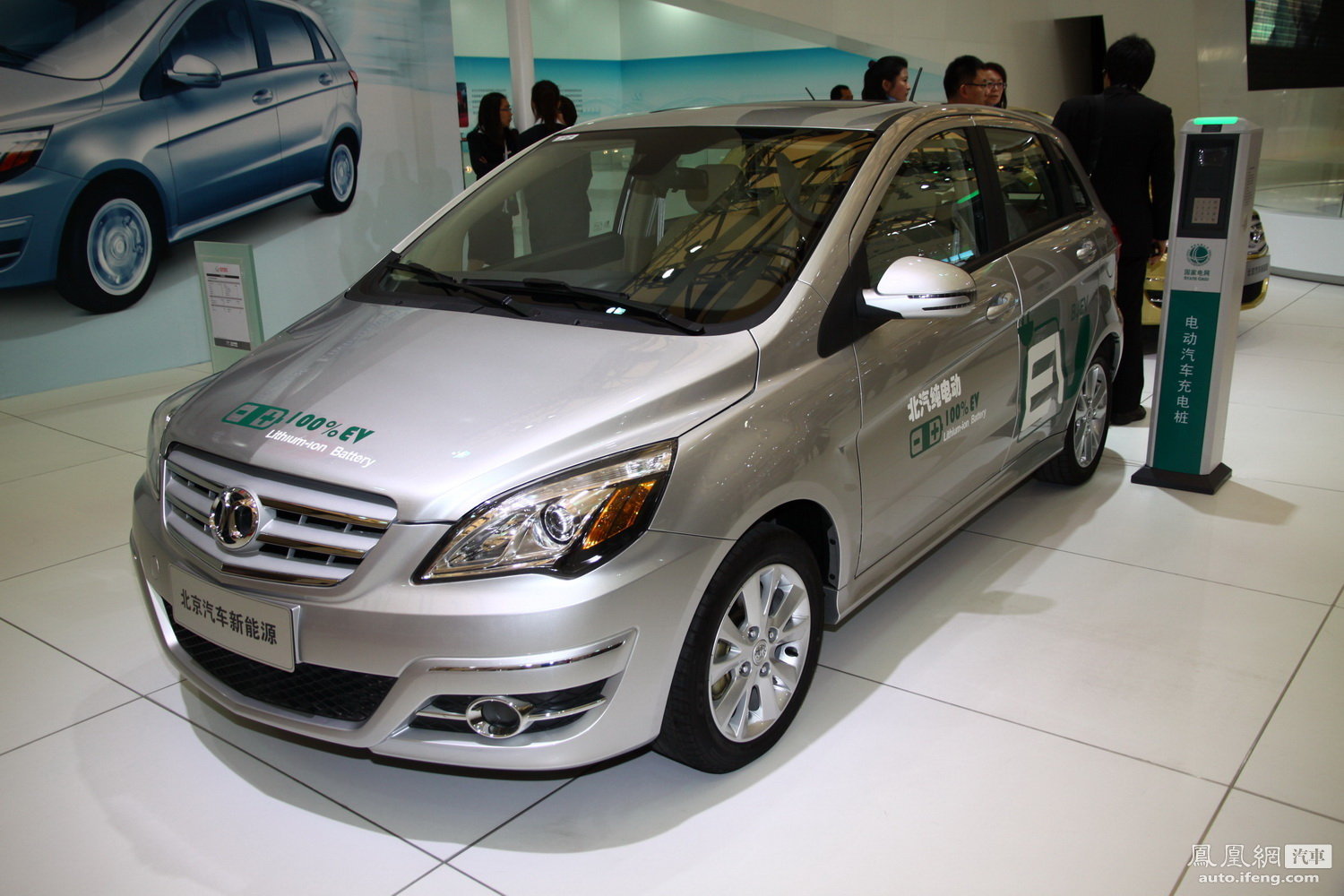 中國汽車業(yè)“領(lǐng)頭羊”發(fā)力拓展新能源汽車