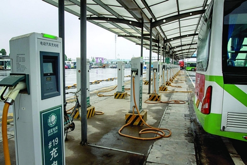 充電標(biāo)準(zhǔn)混亂保有量低 電動車難享電價(jià)補(bǔ)貼