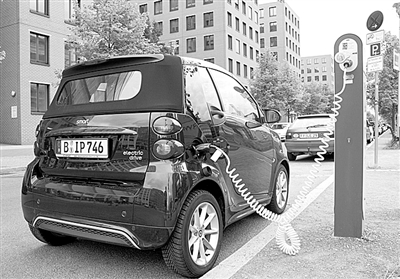 國外新能源汽車：市場增勢強勁 充電難題待解