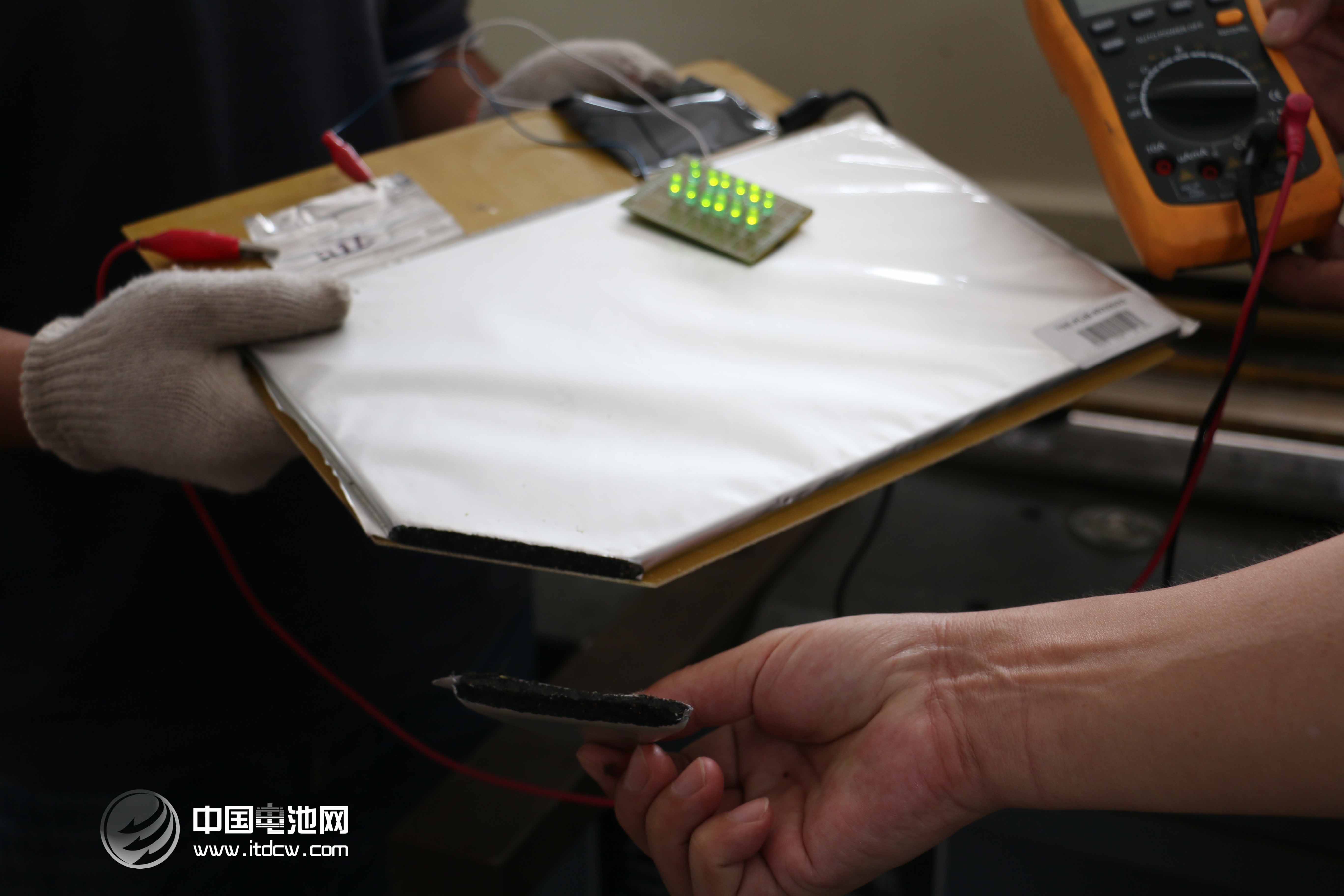 中國(guó)電池網(wǎng)一行拜訪威海東生 與王慶生博士深入交流