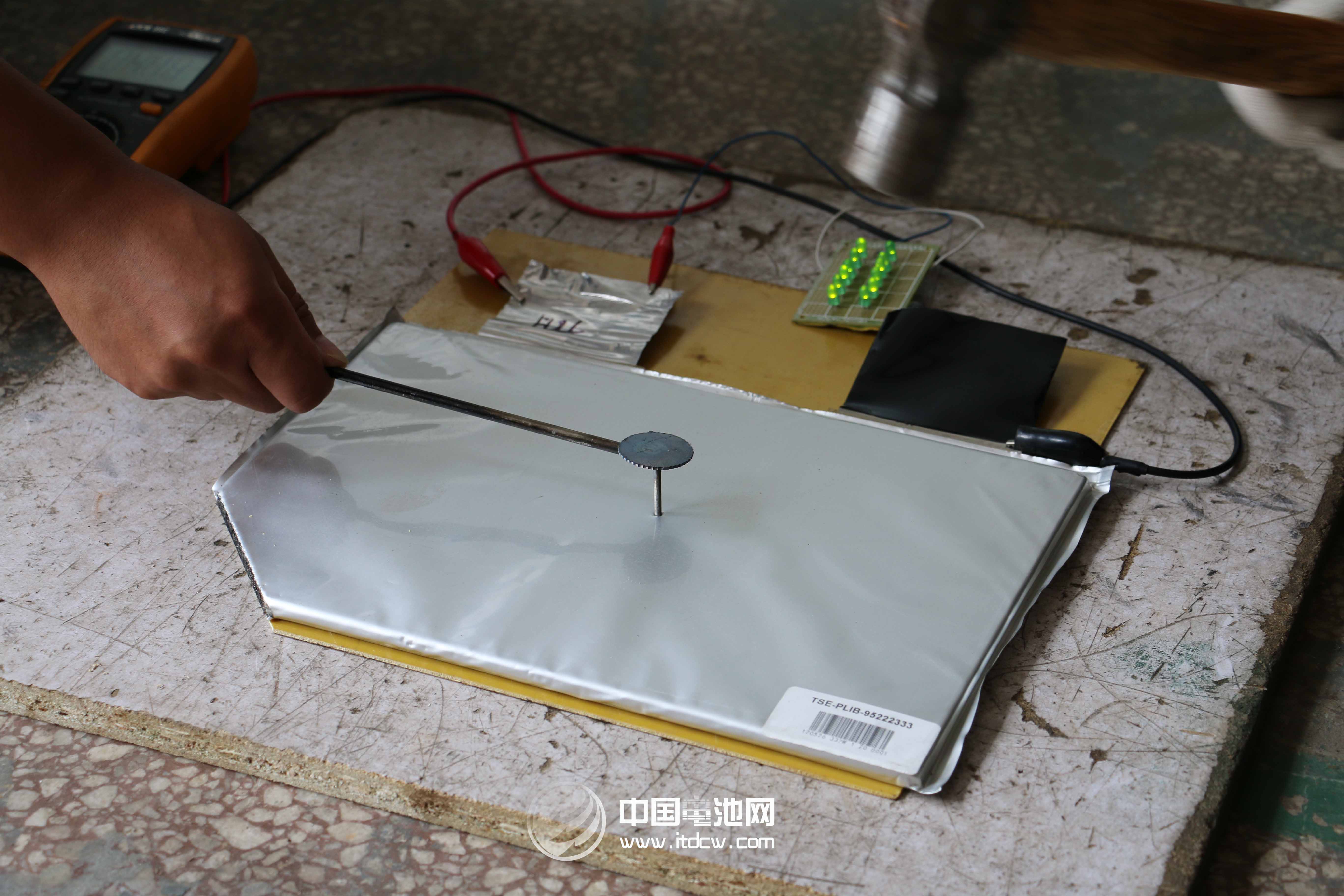 中國(guó)電池網(wǎng)一行拜訪威海東生 與王慶生博士深入交流