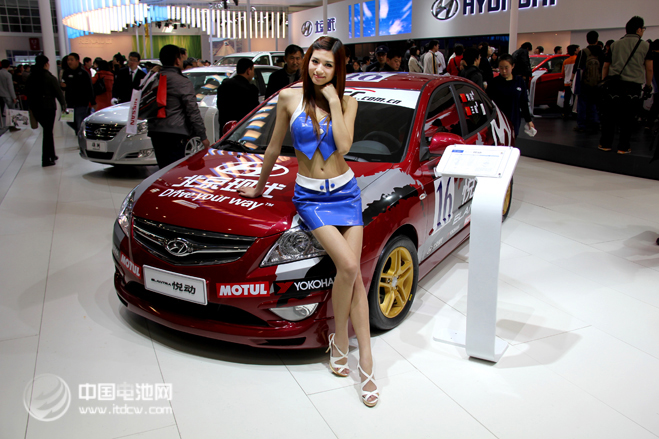 昂貴電池望而卻步 發(fā)展電池產(chǎn)業(yè)“強心”電動車