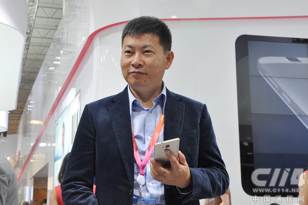 華為余承東：智能機份額三年內沖二 不做“Me Too”贏在未來