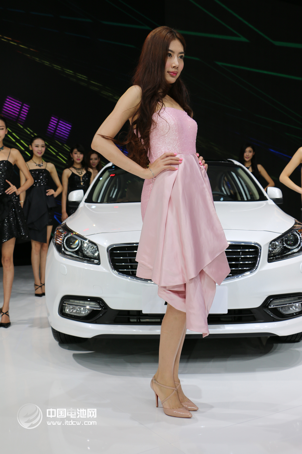 商業模式創新迫在眉睫 新能源車越來越“靠譜”? 商業模式創新迫在眉睫 新能源車越來越“靠譜”?