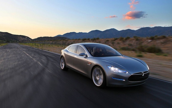 富士康代工特斯拉 郭臺(tái)銘私會(huì)萬(wàn)鋼 富士康代工特斯拉 郭臺(tái)銘私會(huì)萬(wàn)鋼