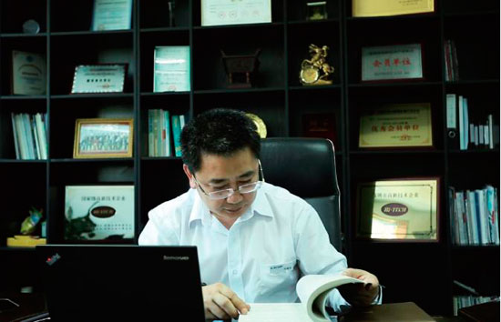 深圳市新嘉拓自動化技術有限公司總經理 齊曉東